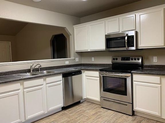 5th image of 5407 SW Monaco Ln