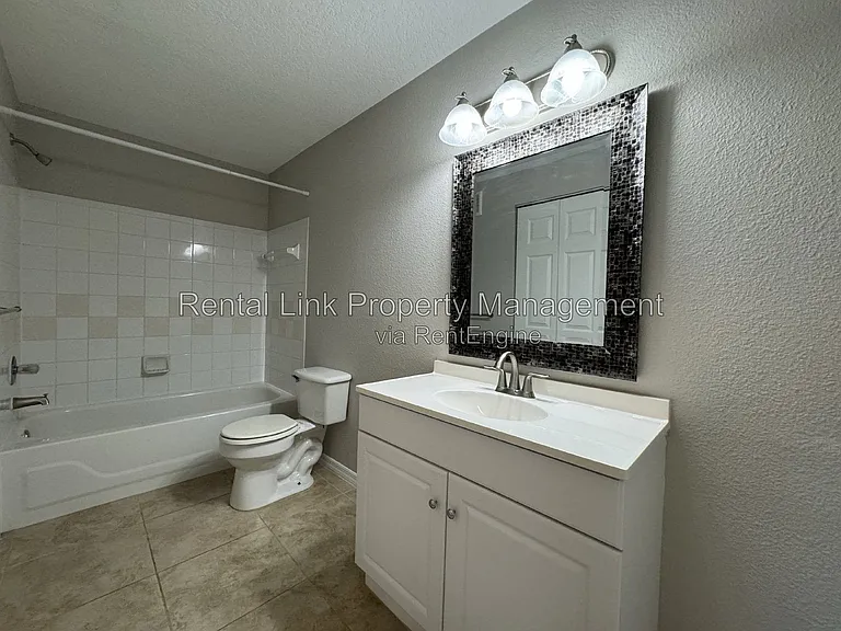 11530 Villa Grand #1121 — Photo 31