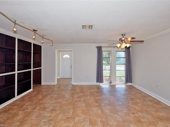 4th image of 19396 Midway Blvd