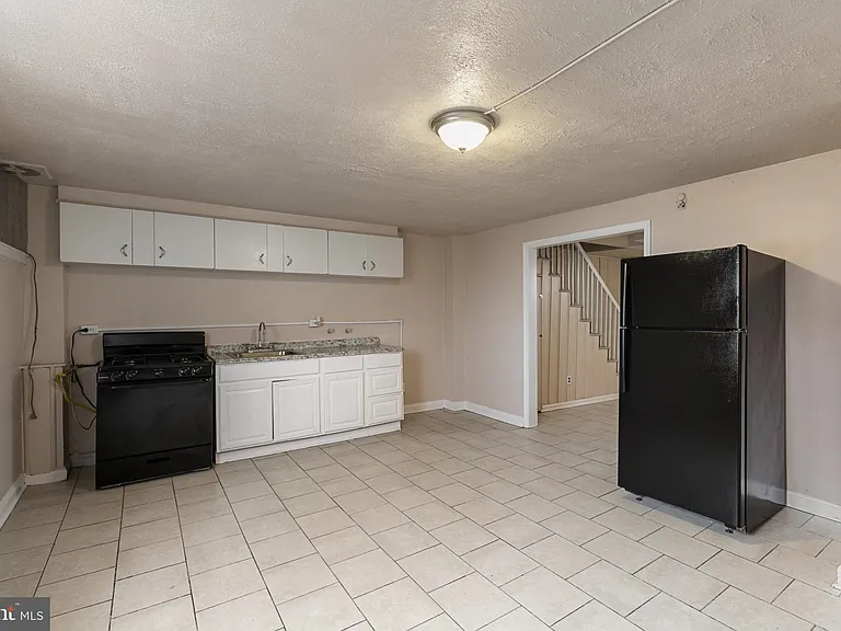 3902 Erdman Ave #1 — Photo 11