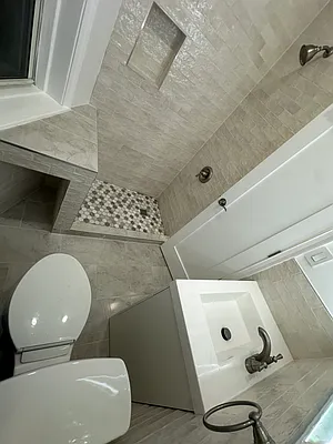 Rented by CitySites Real Estate Group | media 23