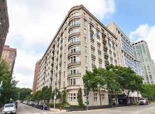 3400 N Lake Shore Dr APT 2D, Chicago, IL 60657