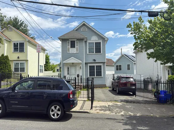 82-84 Winans Ave, Newark, NJ 07108