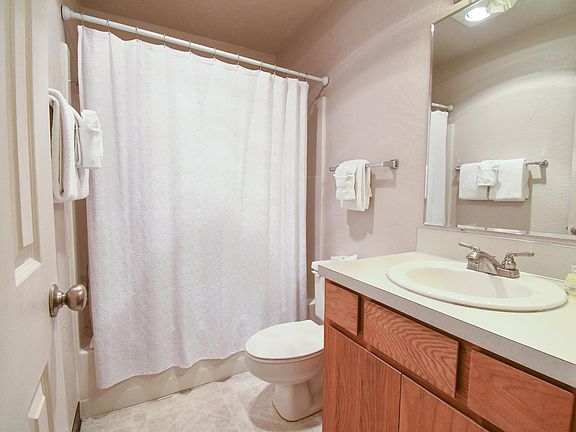 5th image of 701 NW Coast St APT 111