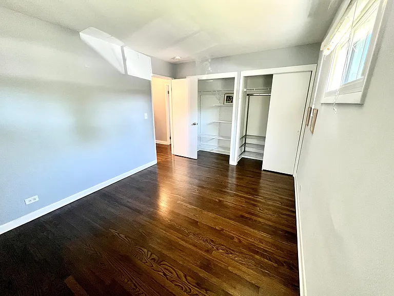 128 E Normandy Dr — Photo 12