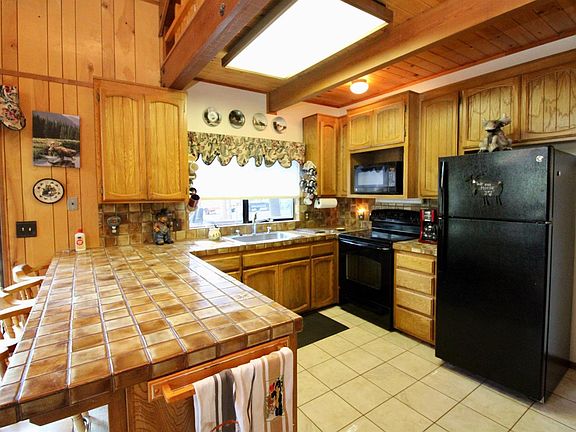 4th image of 1937 Tamarack Dr