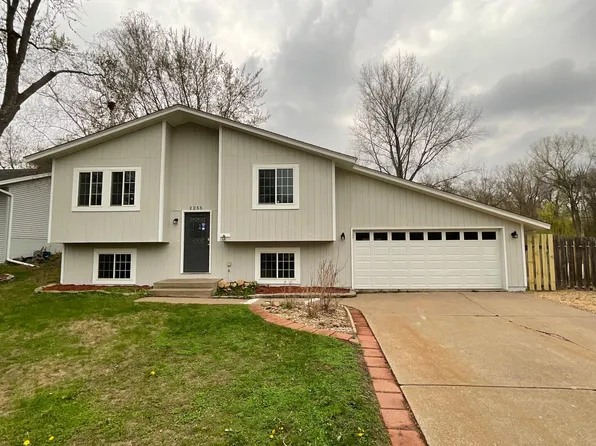 2255 William Tell Rd, Saint Paul, MN 55119