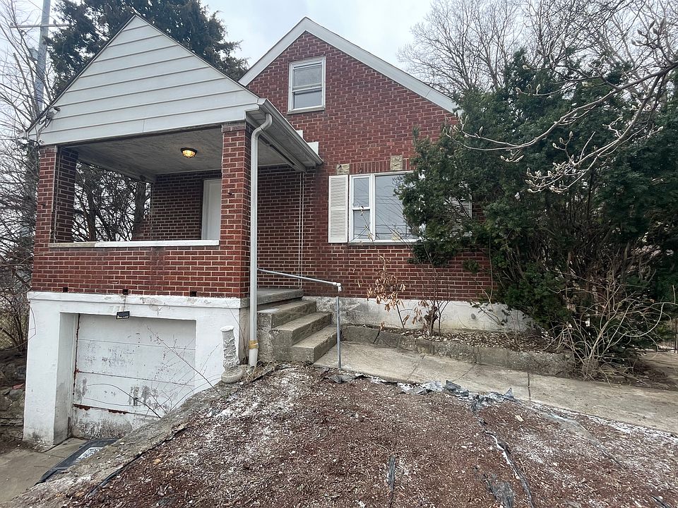 1st image of 1298 Woodland Ave