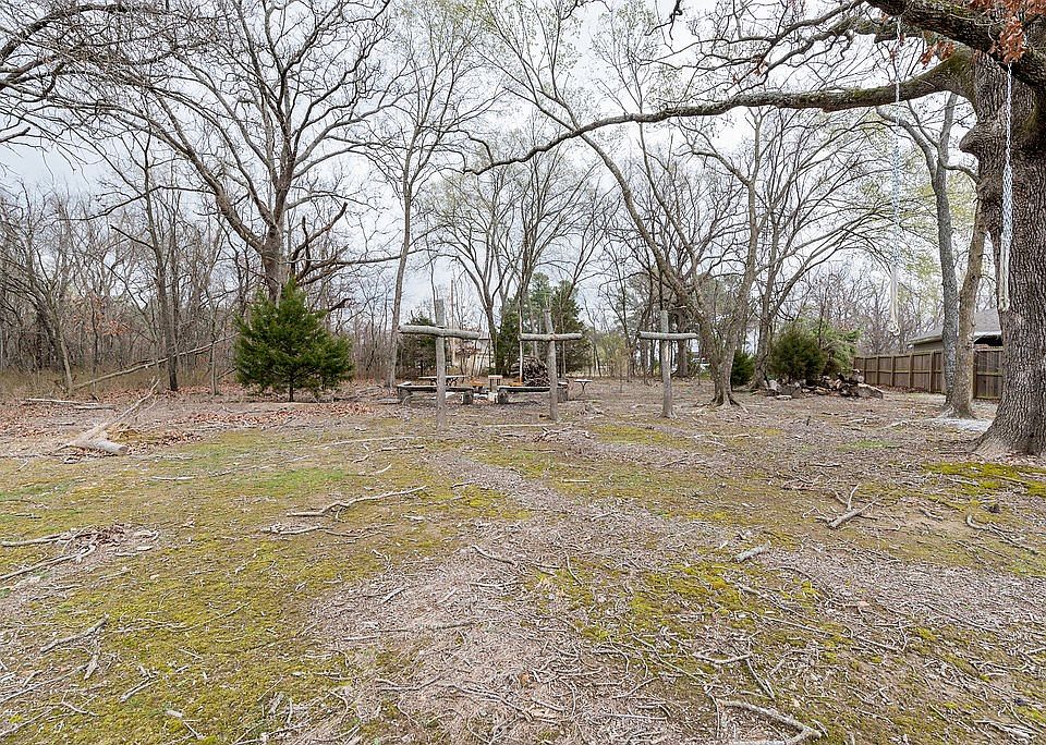 1st image of 4 Newstead Cir