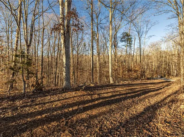 7607 Skippers Trce, Oak Ridge, NC 27310