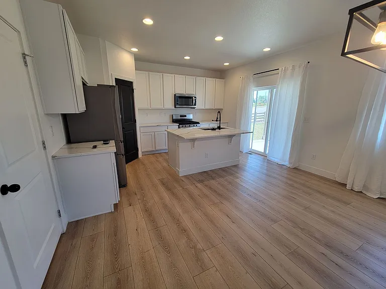 58 Marlowe Dr — Photo 11