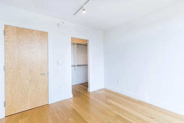 Rented by Two Trees | media 11