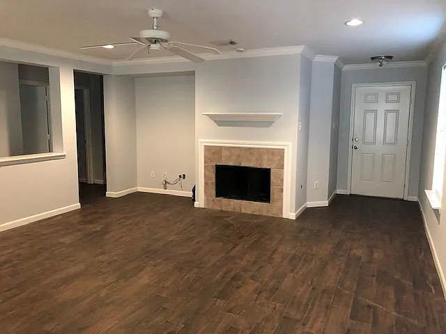Building Photo - 4111 Autumn View Dr