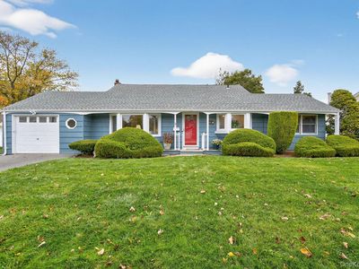 13 Pocahontas Street W, Massapequa, NY, 11758