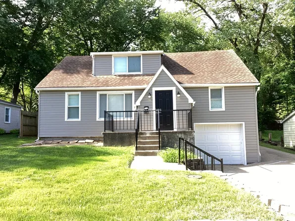 1217 E South Ave, Independence, MO 64050