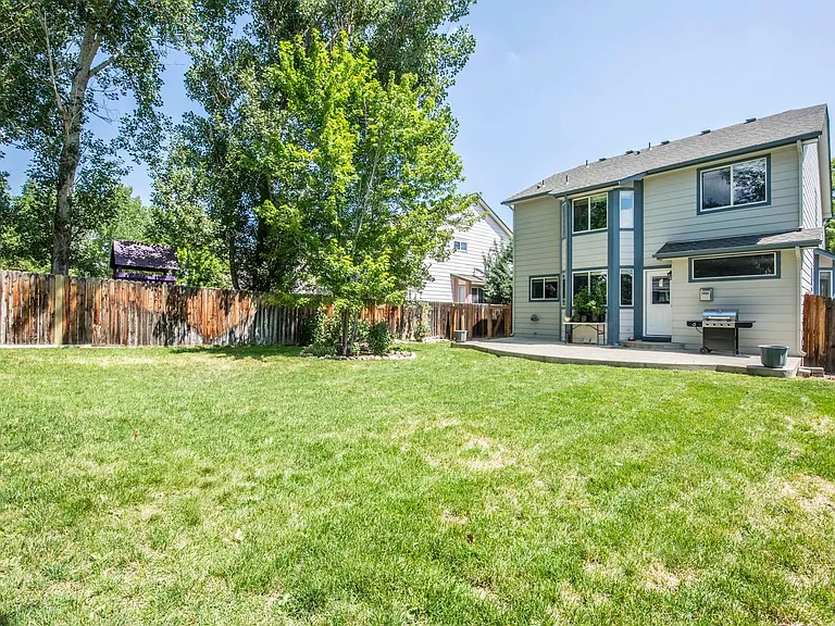 1275 S Boyero Ct — Photo 34