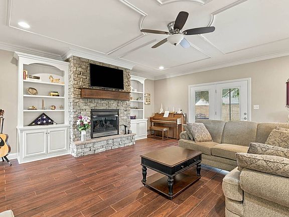 2nd image of 6453 Spring Haven Trce