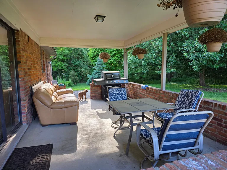 furnished this weekend only