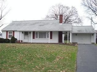 170 N Vine St, Columbiana, OH 44408