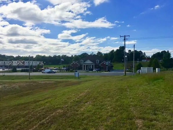 2280 N Main St, Madisonville, KY 42431