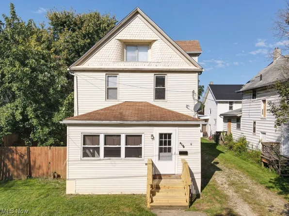 2190 21st St SW, Akron, OH 44314