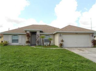 2112 SW Burlington St, Port Saint Lucie, FL 34984