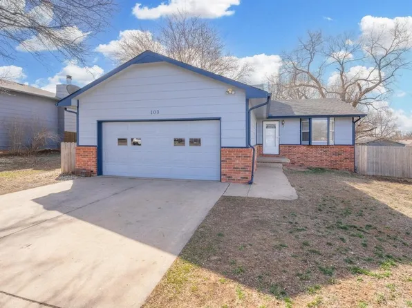 103 W Rockwood Blvd, Mulvane, KS 67110