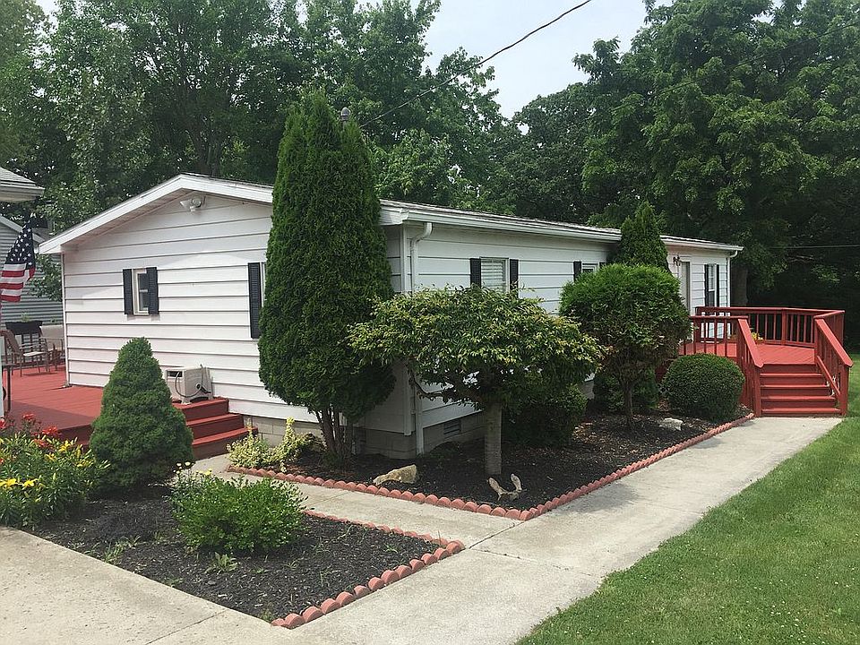1st image of 726 Peach Ave