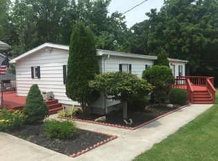 726 Peach Ave, Lakeside Marblehead, OH 43440