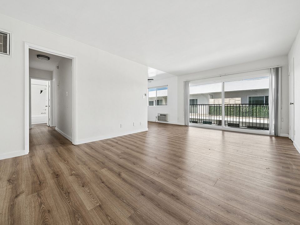 1st image of 16900 Parthenia St #18
