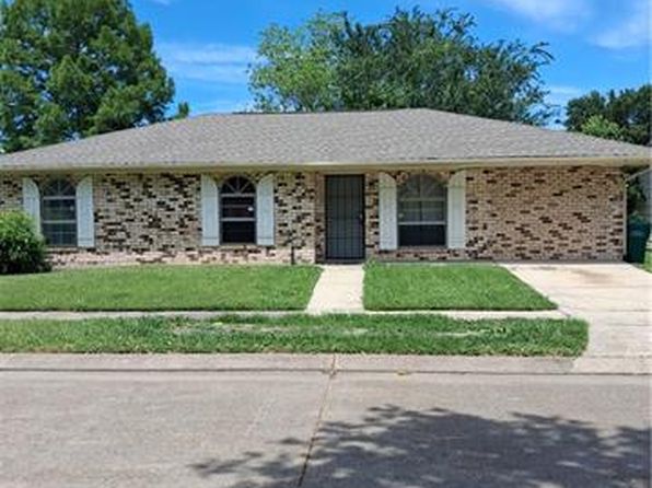8777 Houma Dr