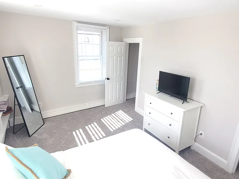 78 Thames St #3 — Photo 22