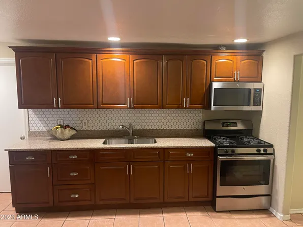 247 S 7TH Street, Avondale, AZ 85323