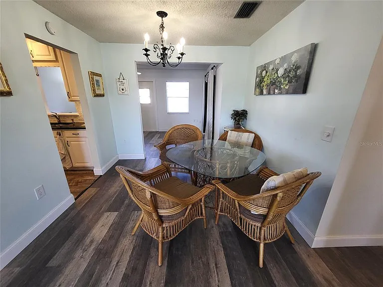 601 Allegheny Dr — Photo 15