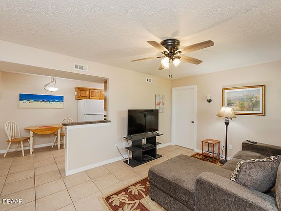 4th image of 1600 Big Tree Rd APT U7