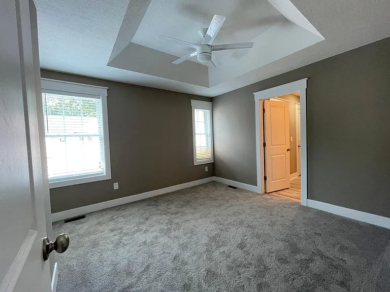 1738 Chief Okemos Cir — Photo 20