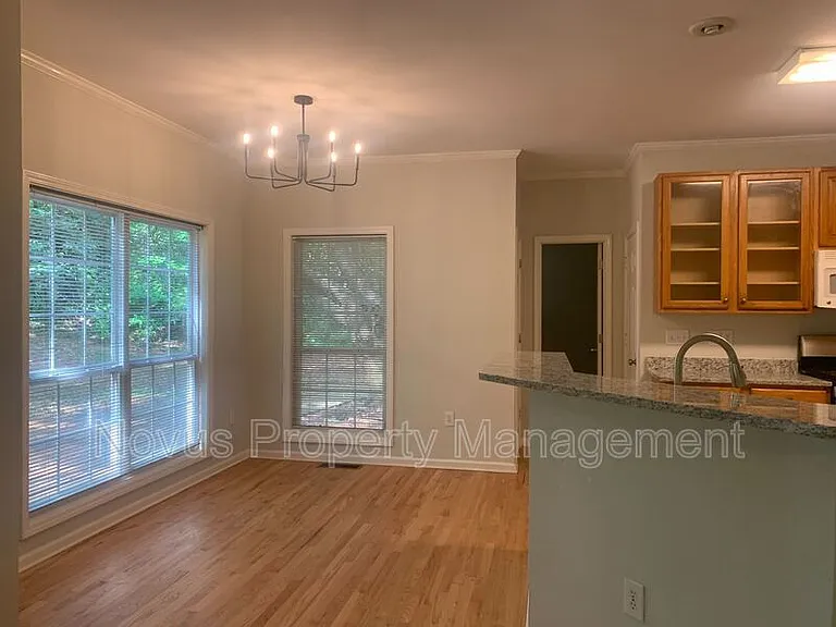 7439 Mason Falls Dr — Photo 7