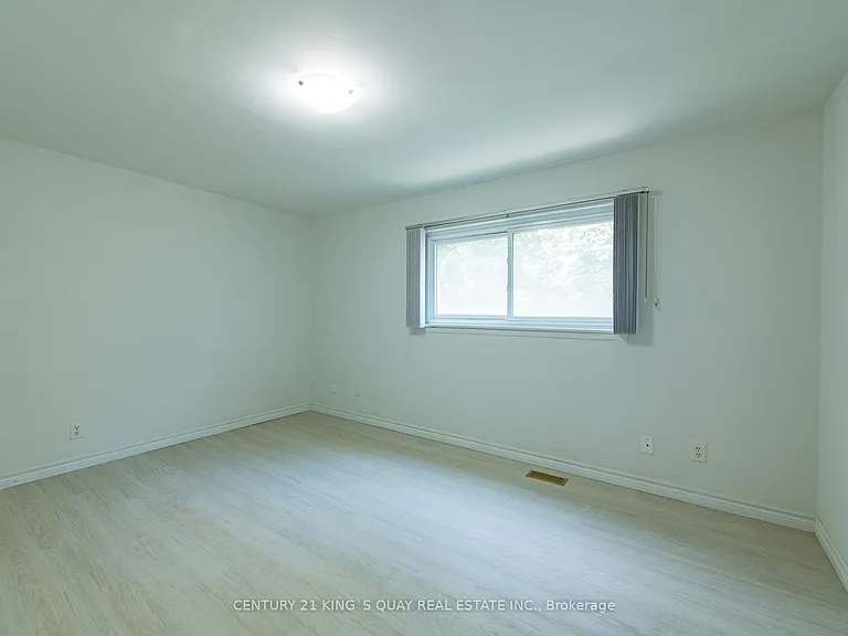 44 Chester Le Blvd #32 — Photo 19