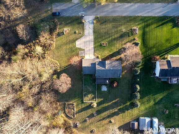 3rd image of 2985 Wetmore Dr