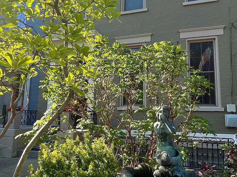 537 Milton St #1 — Photo 42