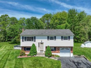 8 Patriot Ln, Washingtonville, NY 10992