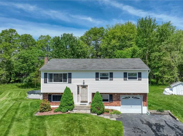8 Patriot Lane, Washingtonville, NY 10992