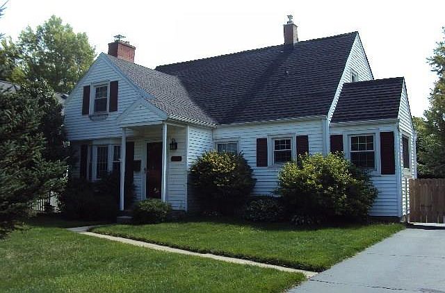 1st image of 352 Reist St