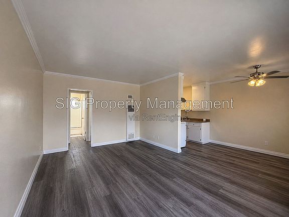 2nd image of 526 E Windsor Rd #15