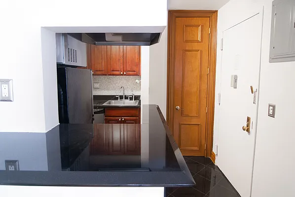 Rented by WAM Partners - William Moses Co. | media 15