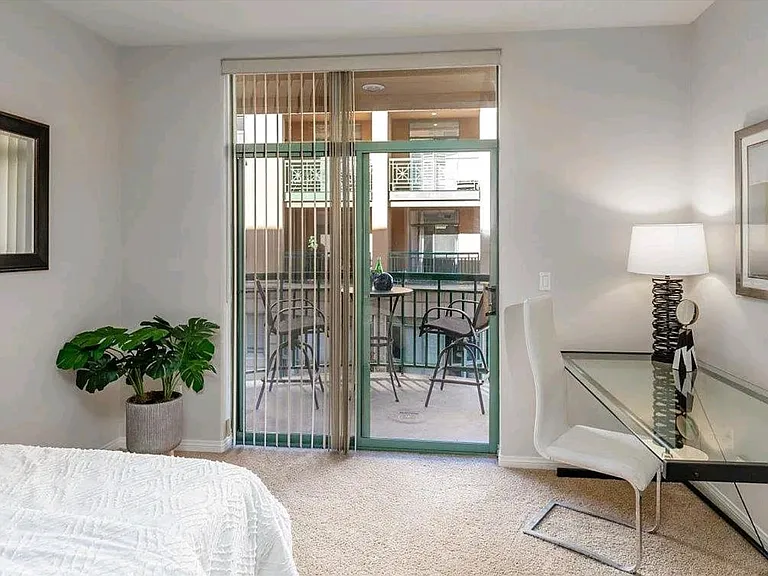 144 S 3rd St #316 — Photo 2