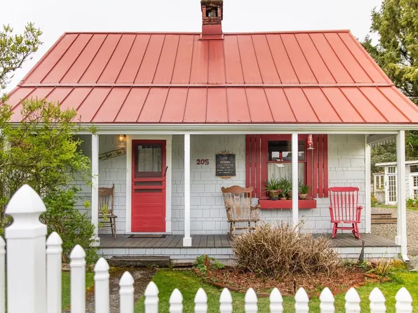 205 S Aberdeen St, Westport, WA 98595