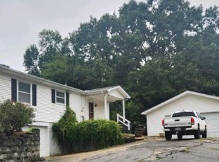 1541 Laurel Ln, Gardendale, AL 35071