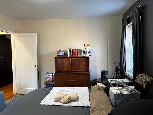 Rented by Prime Realty | media 48