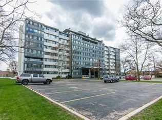 Stanley Park Place, Kitchener, ON N2A 2A8